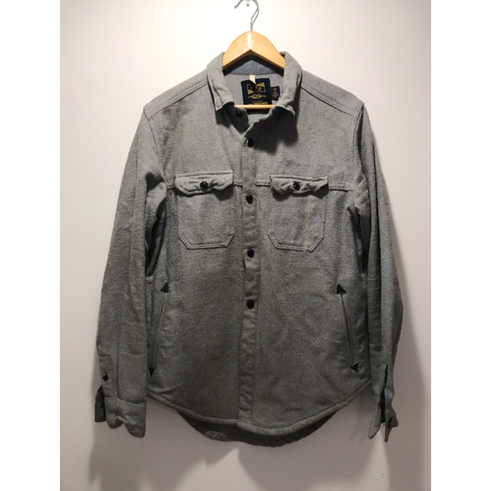 Men’s Grey Wool Button Up